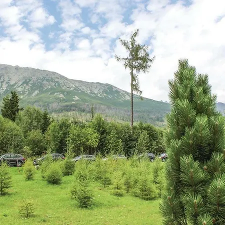 Three-bedroom In Stary Smokovec Apartment Vysoké Tatry