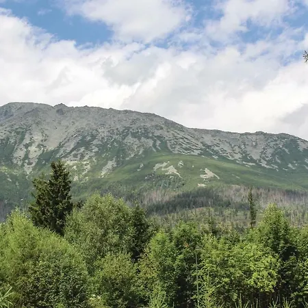 Three-bedroom In Stary Smokovec Vysoké Tatry